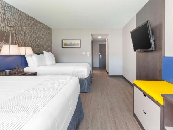 GLō Best Western Mississauga Corporate Centre : photo 2 de la chambre chambre avec 2 lits queen-size - accessible aux personnes à mobilité réduite