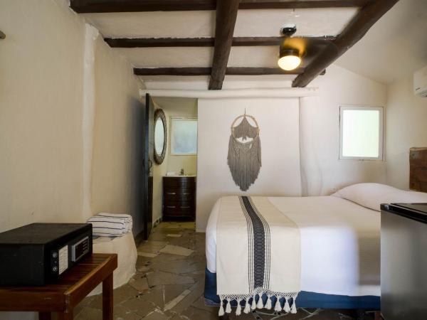 BT Live Tulum located at the party zone : photo 5 de la chambre bungalow