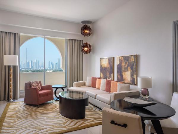 Marriott Executive Apartments Al Jaddaf, Dubai : photo 2 de la chambre appartement 1 chambre - vue sur burj khalifa et panorama urbain