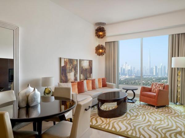 Marriott Executive Apartments Al Jaddaf, Dubai : photo 3 de la chambre appartement 2 chambres - vue sur burj khalifa et panorama urbain