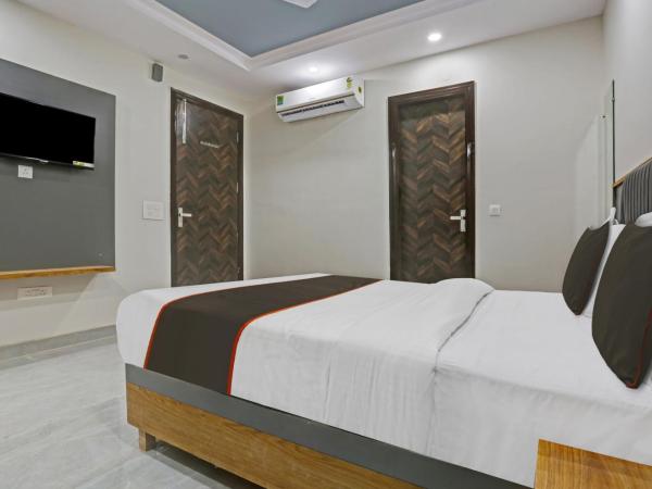 Townhouse Hotel VIP Grand : photo 1 de la chambre chambre triple classique