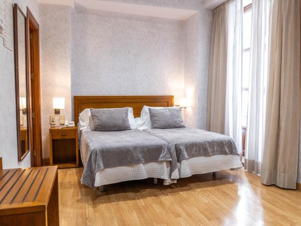 Hotel Granada Centro : photo 1 de la chambre offre spéciale - chambre lits jumeaux