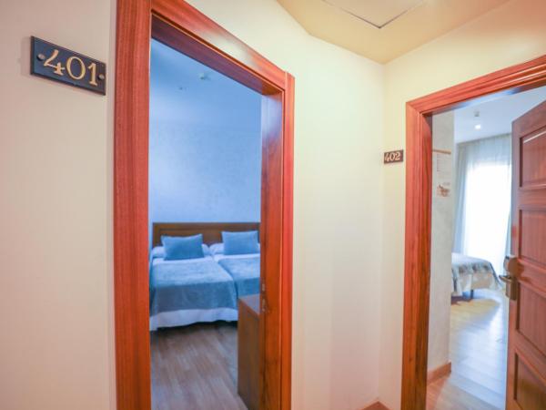 Hotel Granada Centro : photo 3 de la chambre chambre familiale
