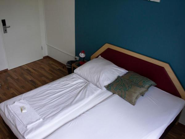Metropol Hostel Berlin : photo 6 de la chambre chambre simple