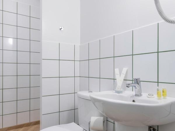 Cabins Sleeping : photo 5 de la chambre cabin_08_sleeping