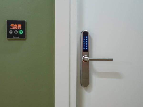 Cabins Sleeping : photo 5 de la chambre cabins_01_sleeping 