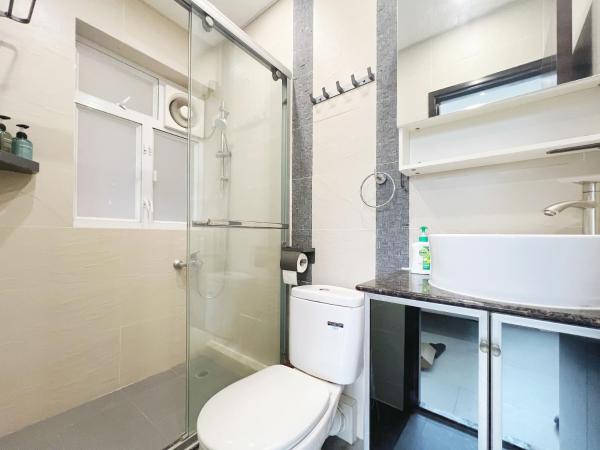 Student Accommodation - 5 Man Cheong Street : photo 5 de la chambre chambre double avec salle de bains privative