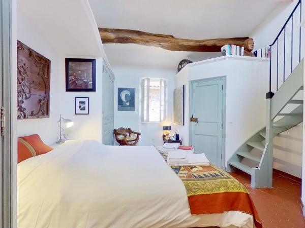 La Maison du Prince : photo 2 de la chambre chambre double deluxe avec balcon - vue sur mer