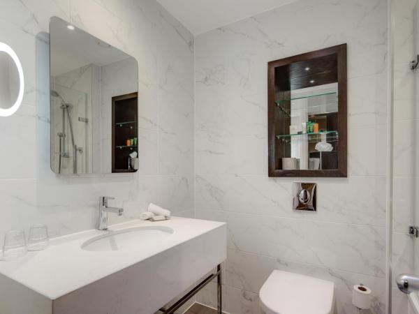 Hilton London Euston : photo 5 de la chambre chambre lits jumeaux