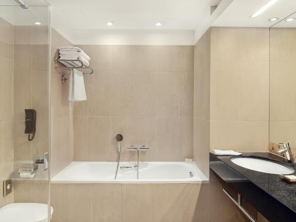 Hilton Gdansk : photo 7 de la chambre superior king room with park/city view