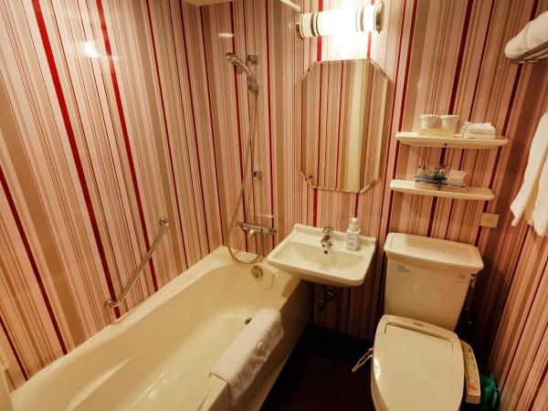 Hotel Monterey Kyoto : photo 9 de la chambre chambre lit king-size - non-fumeurs