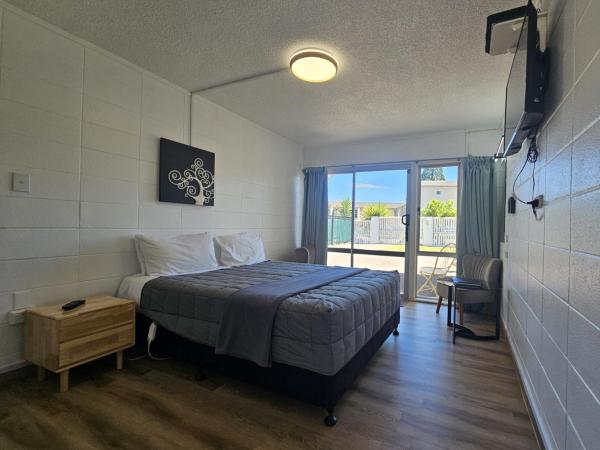 Tui Oaks Motel : photo 1 de la chambre studio