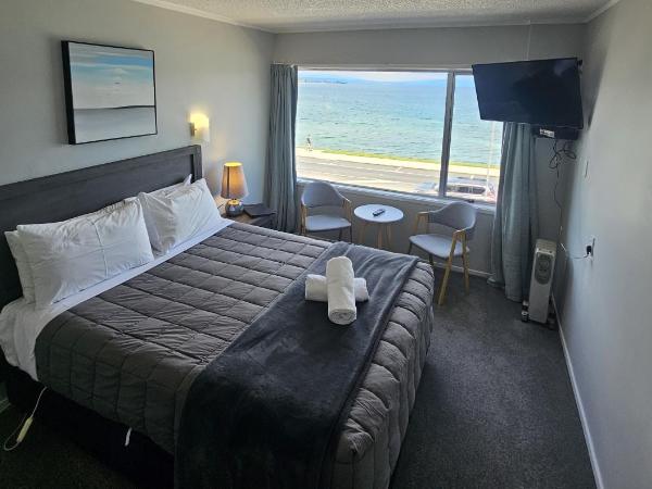 Tui Oaks Motel : photo 1 de la chambre studio avec vue sur lac