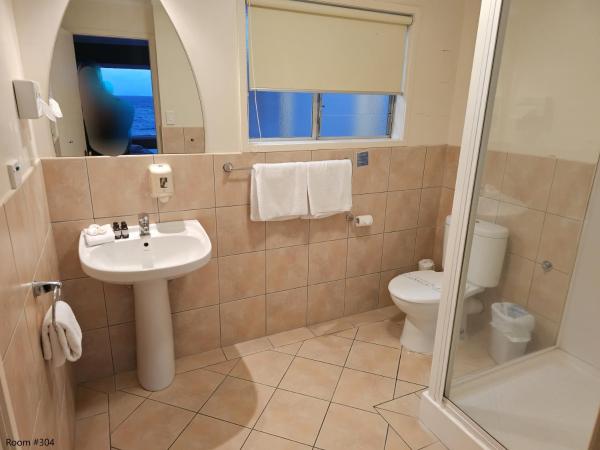 Tui Oaks Motel : photo 1 de la chambre appartement - vue sur lac