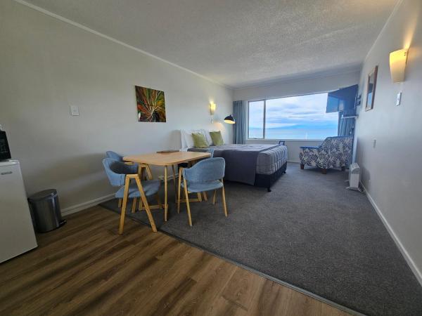 Tui Oaks Motel : photo 4 de la chambre appartement - vue sur lac