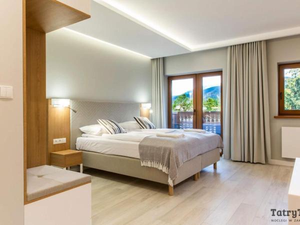 Royal Hill Residence : photo 3 de la chambre studio avec balcon