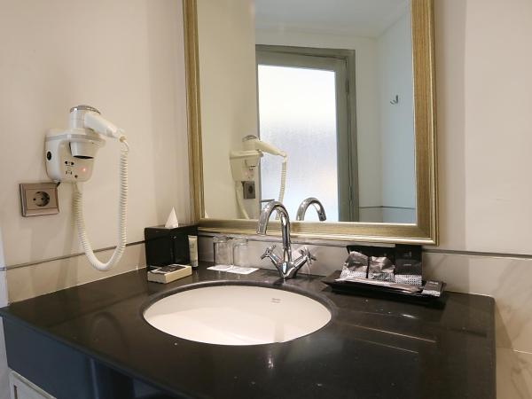 Java Paragon Hotel & Residences : photo 6 de la chambre deluxe twin premier