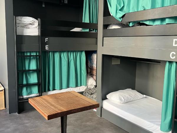 The People - Lille : photo 5 de la chambre lit dans dortoir pour femmes de 6 lits