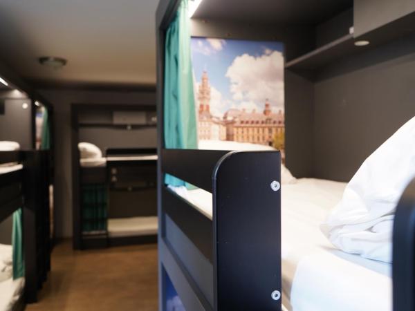 The People - Lille : photo 7 de la chambre lit dans dortoir supérieur de 8 lits