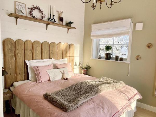 Bastuviken Bed and Breakfast : photo 1 de la chambre chambre double – vue sur lac