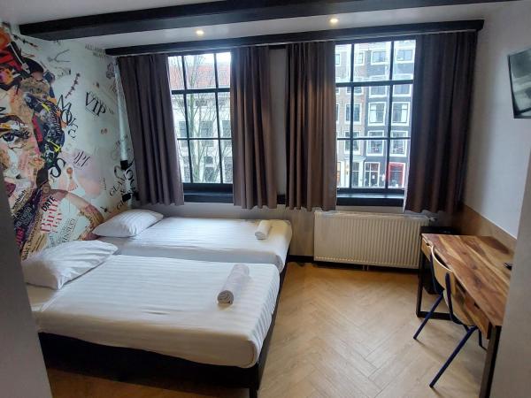 Heart of Amsterdam Hotel : photo 7 de la chambre chambre lits jumeaux privée