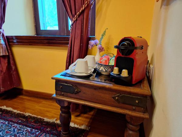 Nikos Takis Fashion Boutique Hotel : photo 5 de la chambre suite supérieure avec baignoire spa - vue sur palais du grand maître