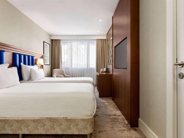 Ramada Plaza Sultanahmet : photo 1 de la chambre chambre lits jumeaux deluxe avec balcon