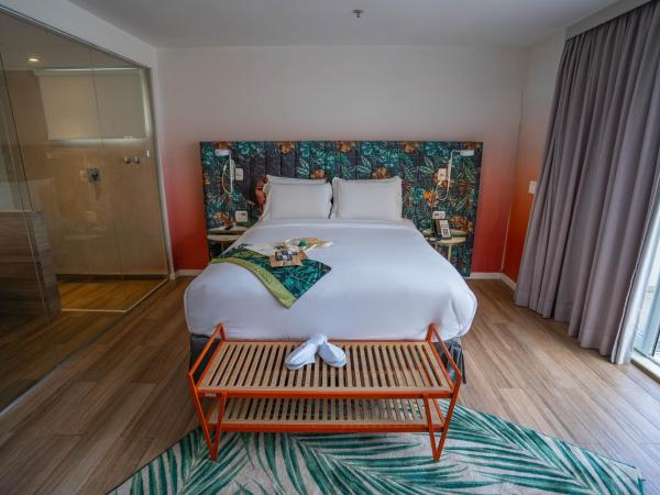 Mercure Rio Boutique Hotel Copacabana : photo 1 de la chambre suite océan en front de mer avec balcon