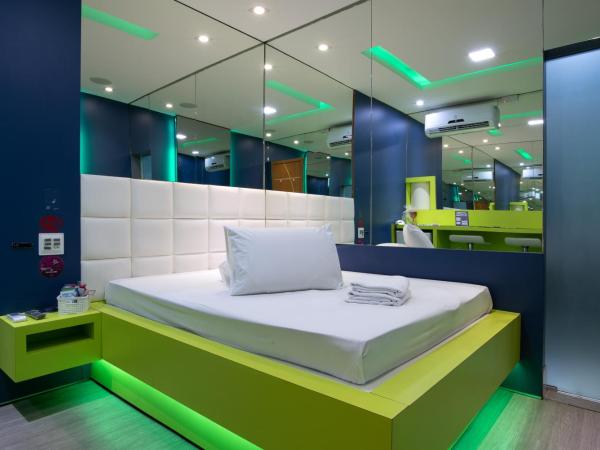 Motel fantasy 4 (adult Only) : photo 7 de la chambre suite deluxe