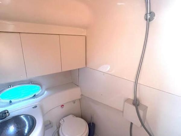 Séjour Côte d'Azur sur un navire de plaisance : photo 2 de la chambre mobile home