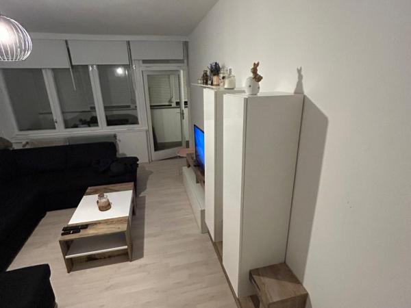 Aki Apartment : photo 8 de la chambre appartement