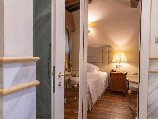 Golden Tower Hotel & Spa : photo 6 de la chambre chambre simple basique