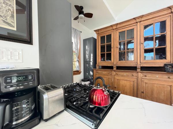 Auld Sweet Olive Bed and Breakfast : photo 6 de la chambre suite deluxe avec lit king-size