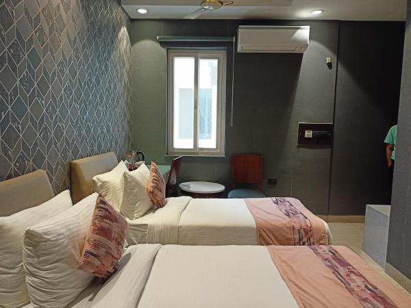 Cosy Grand, Near Chanakyapuri, Embassy Area : photo 6 de la chambre chambre deluxe double ou lits jumeaux