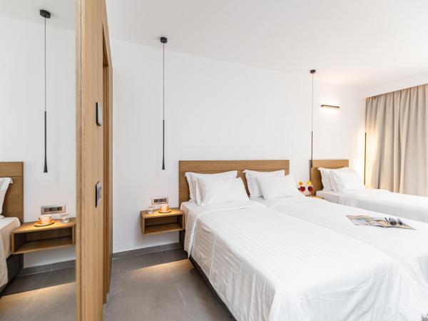 Naxos Resort Beach Hotel : photo 10 de la chambre suite