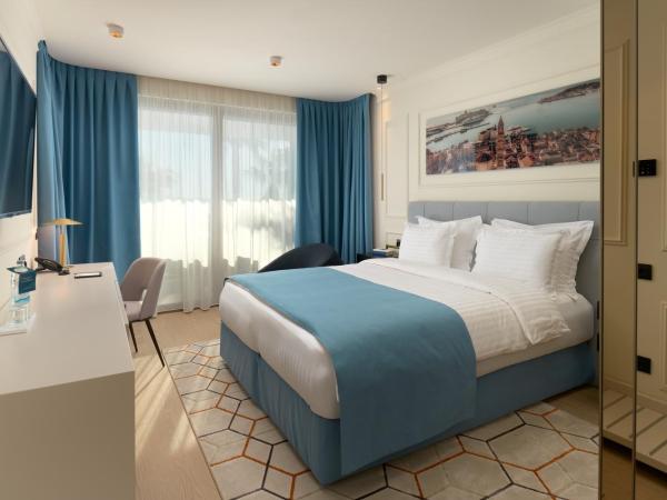 Mirari Boutique Hotel : photo 3 de la chambre deluxe room with balcony and sea view
