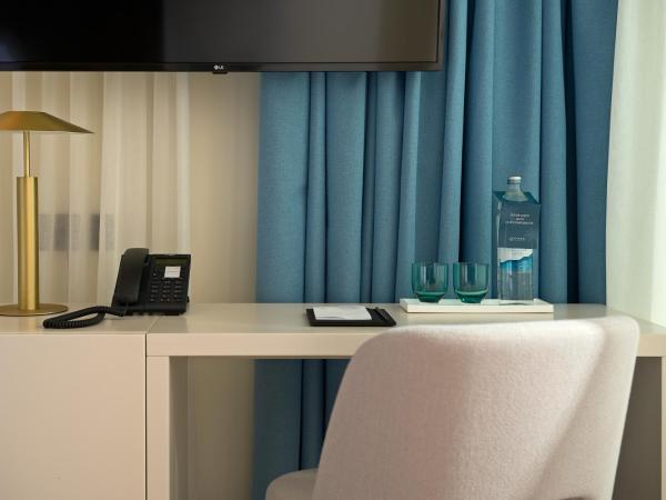 Mirari Boutique Hotel : photo 4 de la chambre superior room with balcony and partial sea view