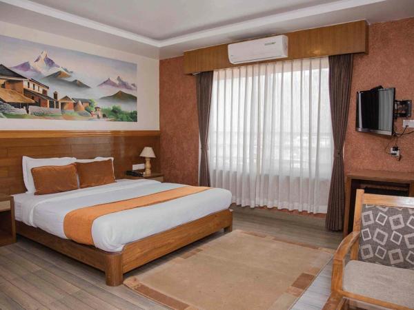 Mount View Pokhara : photo 3 de la chambre chambre double deluxe avec balcon