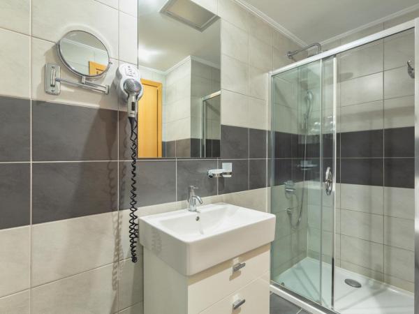 Sweet Home Hotel : photo 2 de la chambre hébergement familial avec chambres communicantes