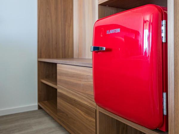 Del Mar Emotion Resort : photo 10 de la chambre triple room with balcony - pool side