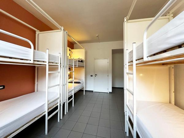 Mio Hostel : photo 9 de la chambre  lit dans dortoir de 4 lits avec salle de bains privative