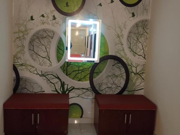 JMD 13 Hotel : photo 8 de la chambre chambre double avec salle de bains privative