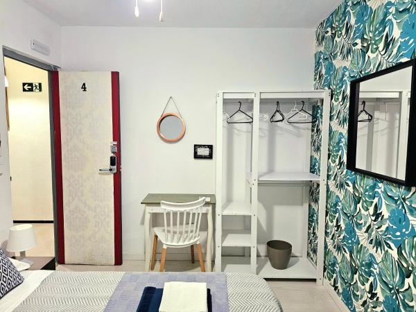 Centric Rooms Mercado : photo 5 de la chambre chambre double ou lits jumeaux avec salle de bains commune