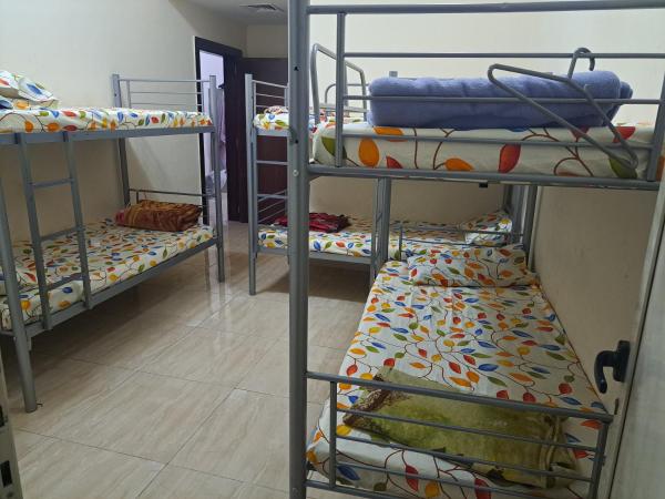 B&B Hostel : photo 4 de la chambre lits superposés dans dortoir masculin 