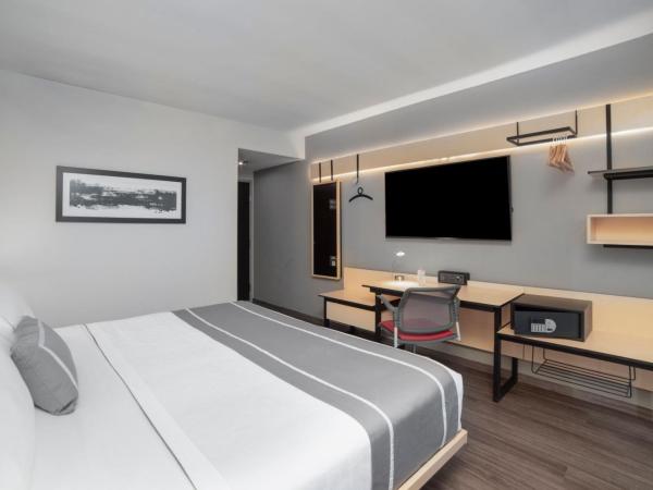 City Express Plus by Marriott Ciudad de México Insurgentes Sur : photo 3 de la chambre chambre lit king-size