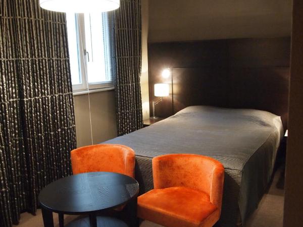 Hotel Restaurant Au Cerf d'Or : photo 4 de la chambre chambre double ou lits jumeaux standard