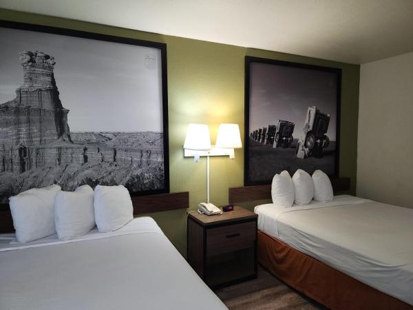 Super 8 by Wyndham Austin North/University Area : photo 2 de la chambre suite 1 chambre avec 2 lits queen-size - non-fumeurs