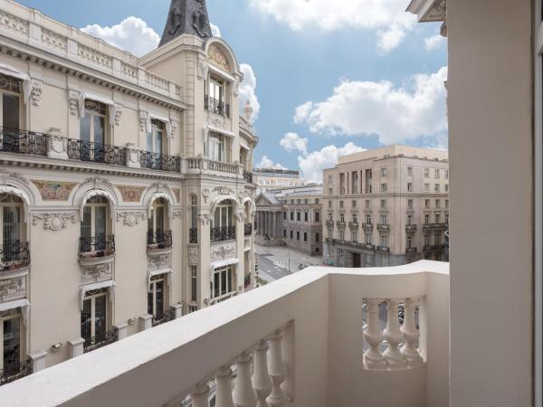 The Westin Palace, Madrid : photo 7 de la chambre chambre lits jumeaux premium - vue sur ville