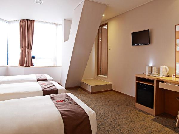 Hotel Skypark Myeongdong 2 : photo 5 de la chambre chambre triple standard
