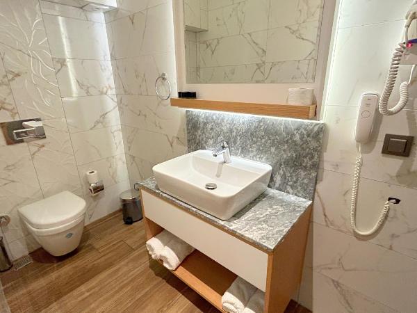 Istankoy Hotel : photo 7 de la chambre chambre double ou lits jumeaux standard avec balcon